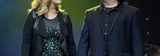 Garth Brooks & Trisha Yearwood Tease Duets of Johnny & June, Loretta & Conway, Tammy & George at 50th Annual CMA Awards Show