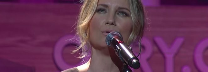 Watch Jennifer Nettles’ Stunning Version of “UnLove You” on the Grand Ole Opry Stage