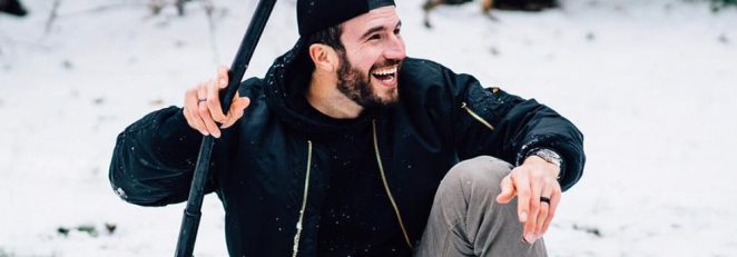No, Sam Hunt Is Not Married Yet. Yes, He Will Be Married Soon. New Speculation: Does Sam Believe He’s Sitting in an Invisible Snow Canoe?