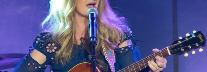 Margo vs. Cargo: Margo Price Has Unpleasant Experience Aboard American Airlines [Watch]
